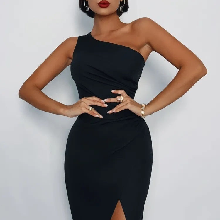 Robe Satin Slim Épaule Fendue - Élégante Sexy Femme