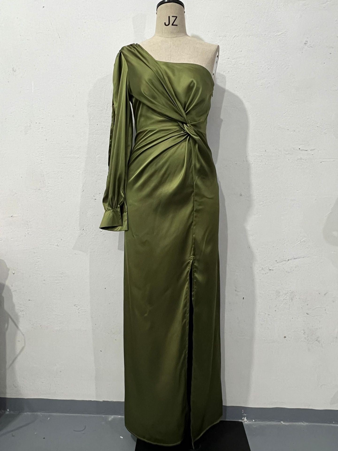 Robe Longue Asymétrique Une Épaule