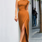 Women's One-shoulder High Waist Front Slit Temperament Dress.